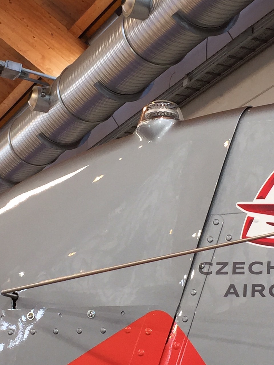 Aero Friedrichshafen Aveo Anti-collision light