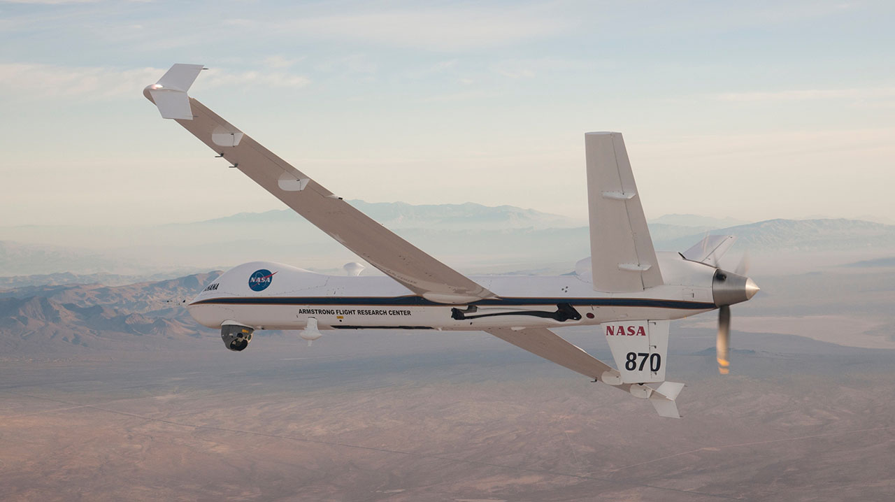 Ultra Galactica - aircraft wingtip navigation / position / strobe light Ultra Galactica - aircraft wingtip navigation / position / strobe light