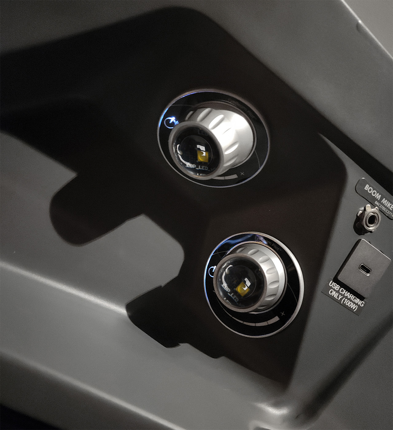 EyeBeamPilot- Aircraft_Interior_ Light